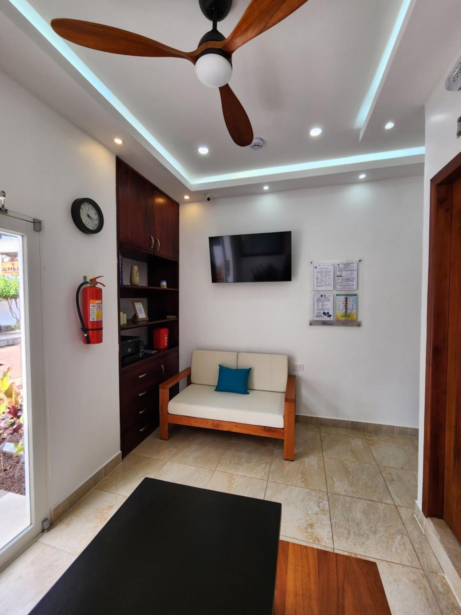 Casa Galapagos By Hostal Fragata Пуерто-Айора Екстер'єр фото