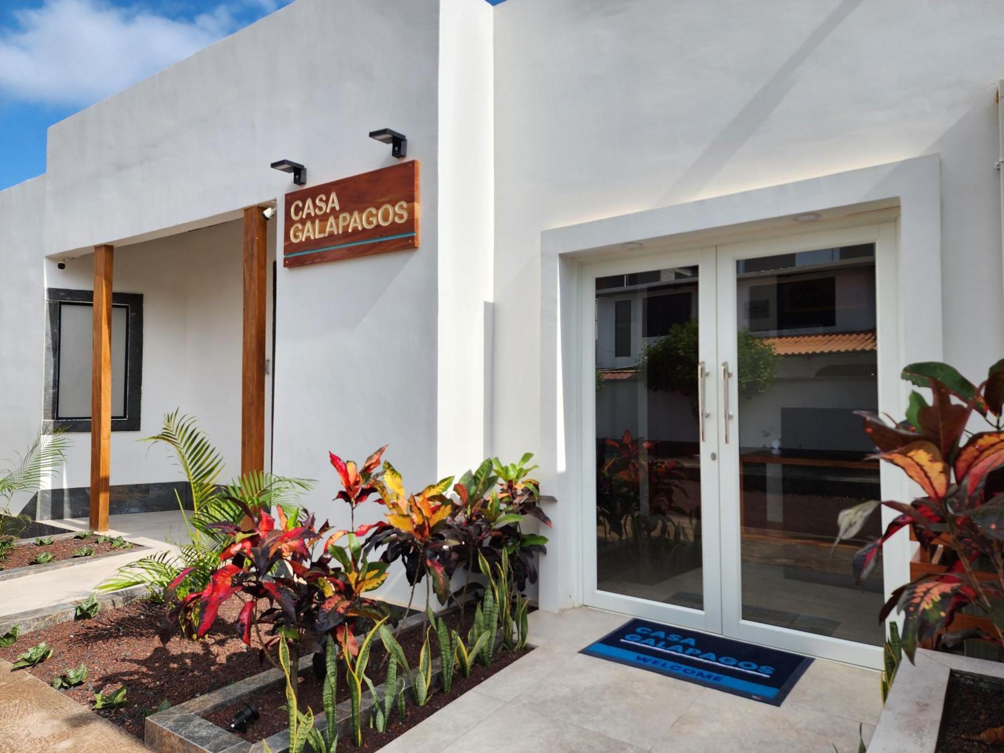 Casa Galapagos By Hostal Fragata Пуерто-Айора Екстер'єр фото